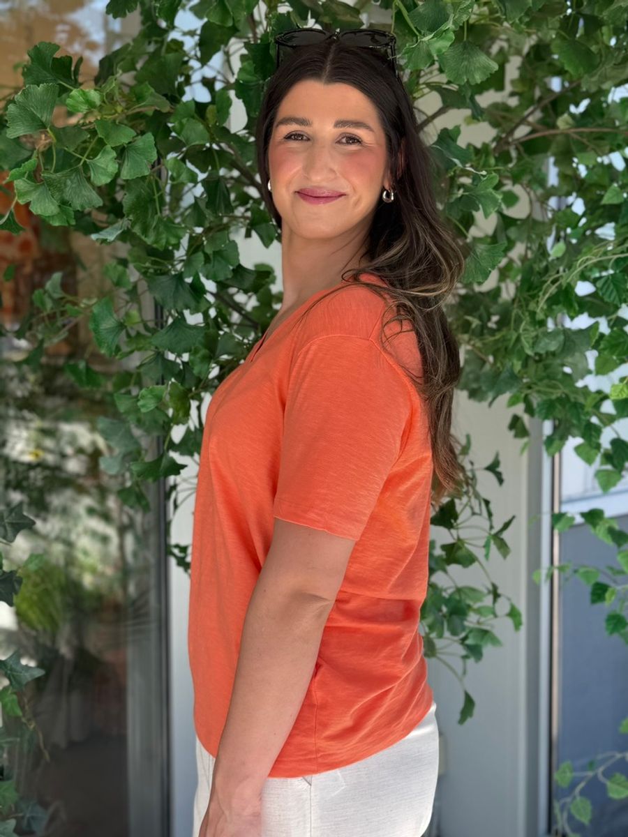 SABINA T-SHIRT V-HALS - ORANGE