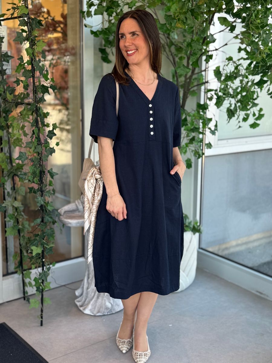 LAVA KJOLE V-HALS - NAVY