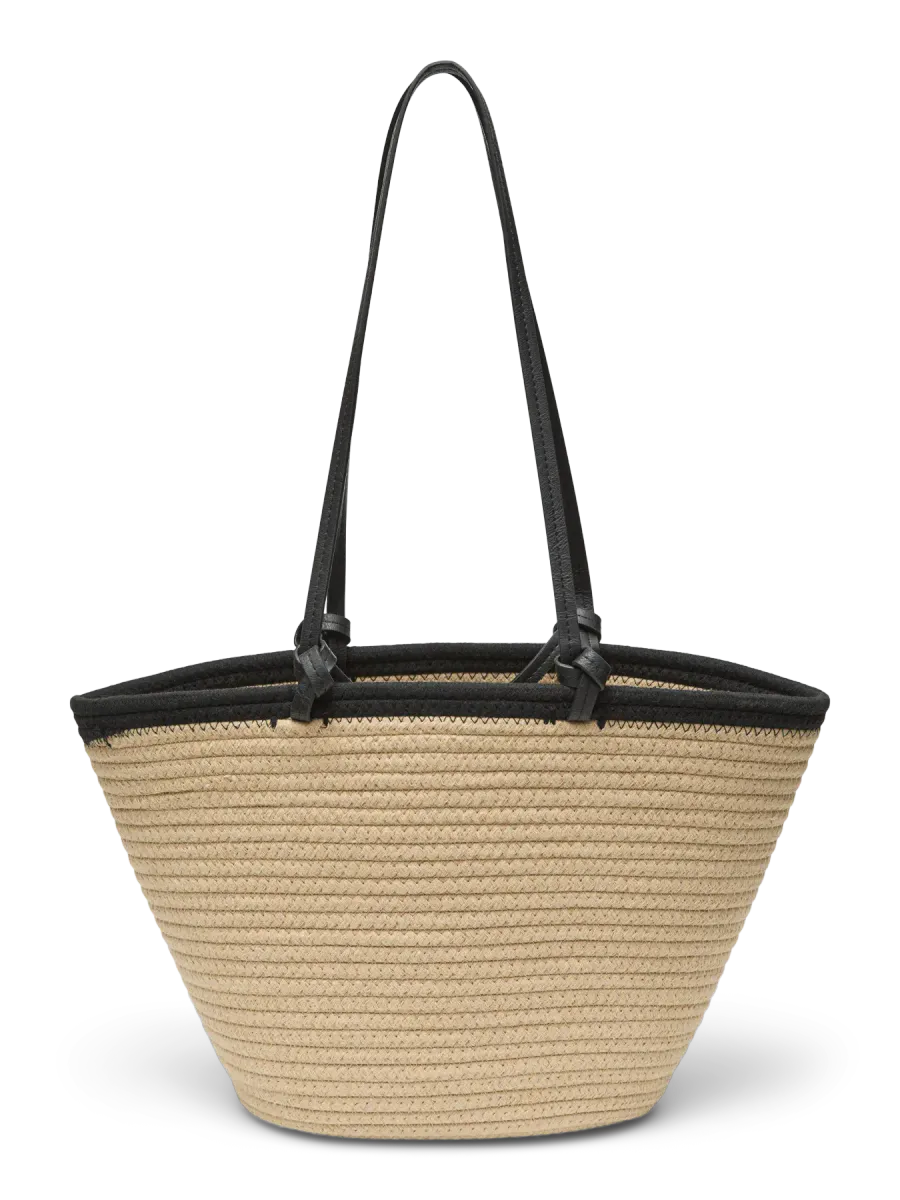 CAROLYN KURV VESKE - NATURE