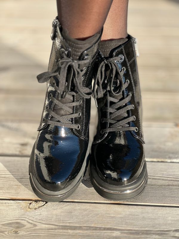 BOOTS M/KNYTING - SORT GLOSS