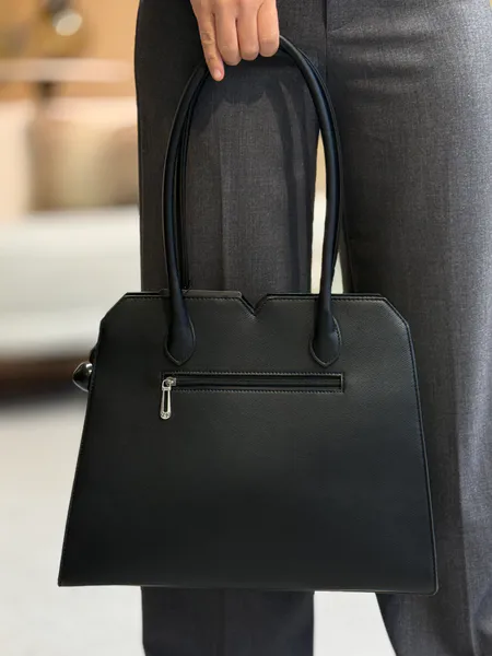 Hovedbilde ADA STOR VESKE - SORT