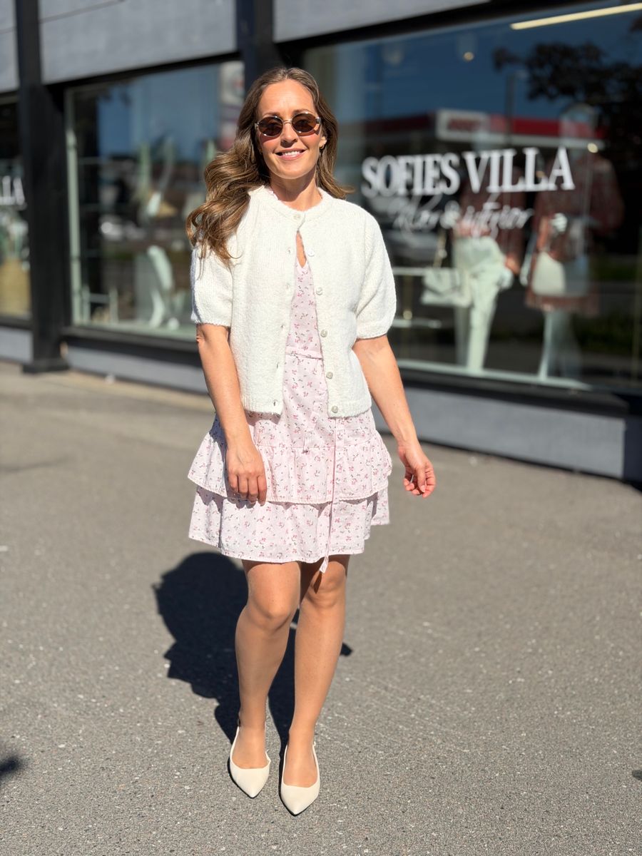 TRINE KJOLE - ROSA BLOMSTER