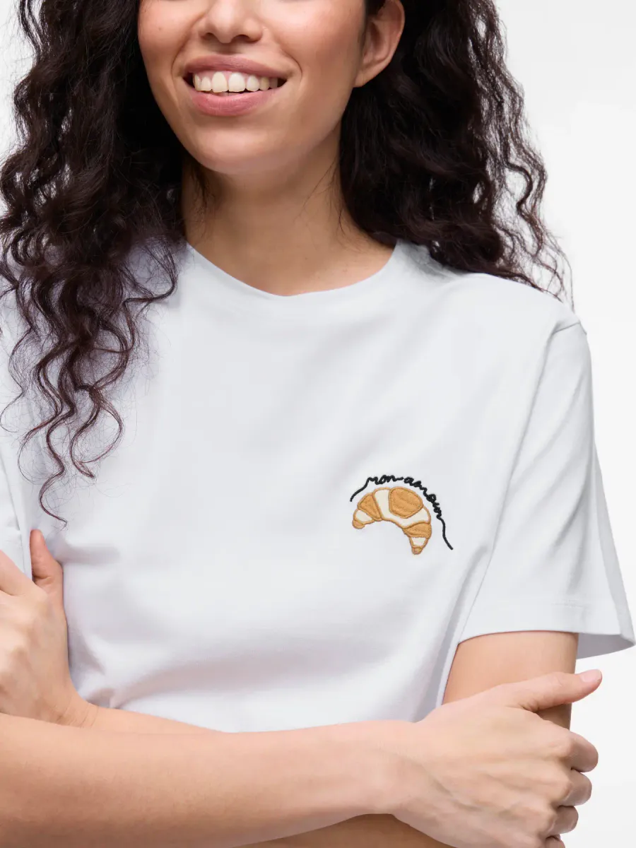 NORA T-SHIRT - HVIT M/CROSSAINT