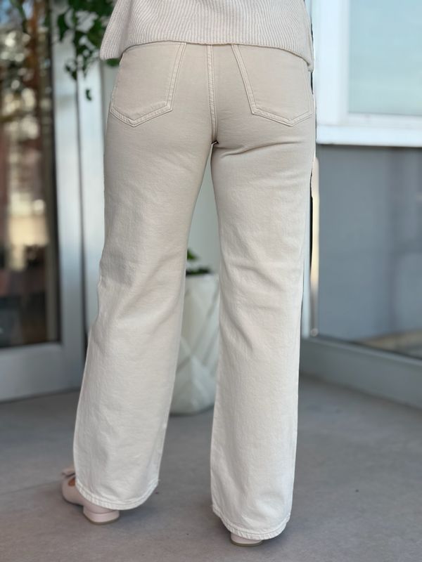 TESSA BUKSE 30