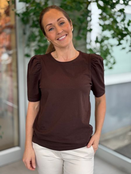Hovedbilde FENJA T-SHIRT M/PUFFERM - BRUN