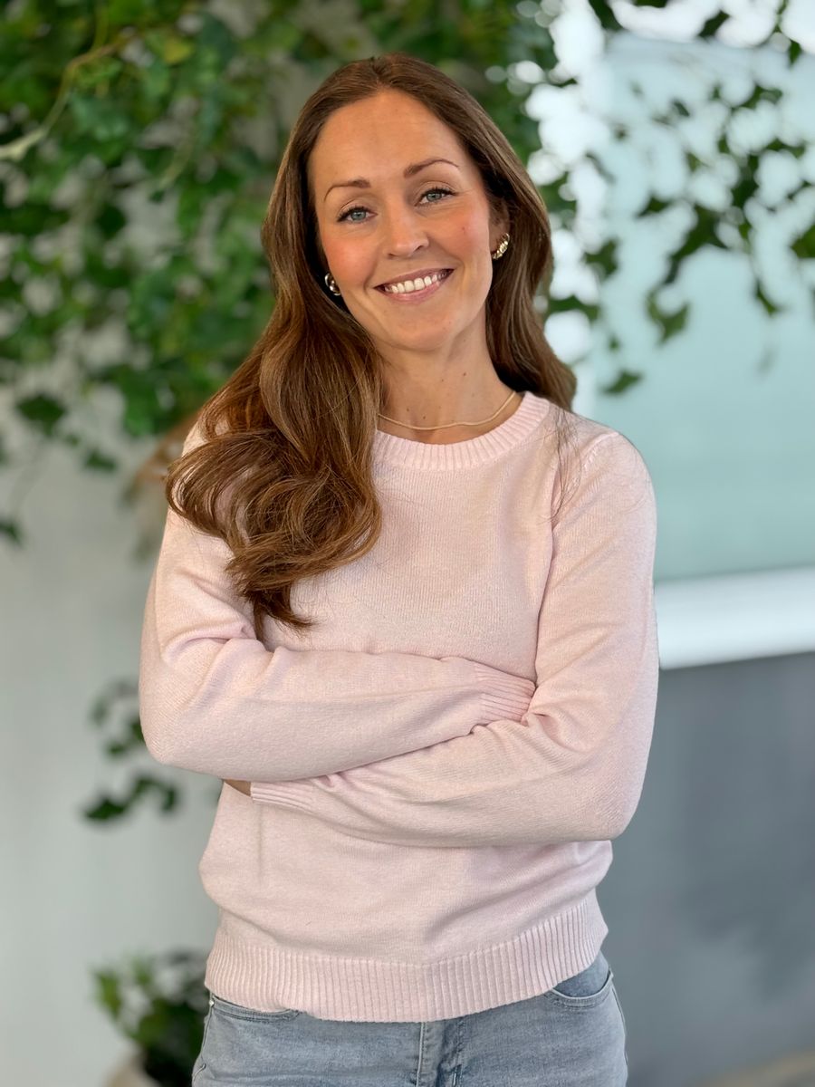 VIRIL GENSER O-NECK - LYS ROSA MELERT