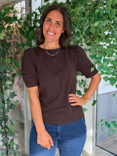 Hovedbilde FENJA T-SHIRT M/PUFFERM - MØRK BRUN