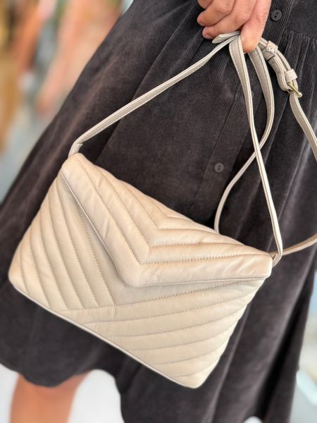 Hovedbilde BOXY SKINN VESKE - SAND