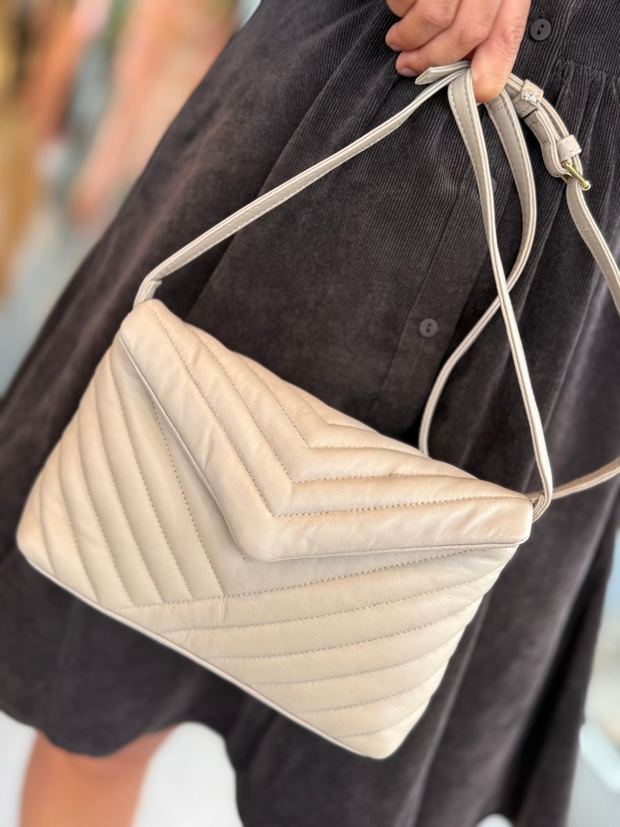 BOXY SKINN VESKE - SAND