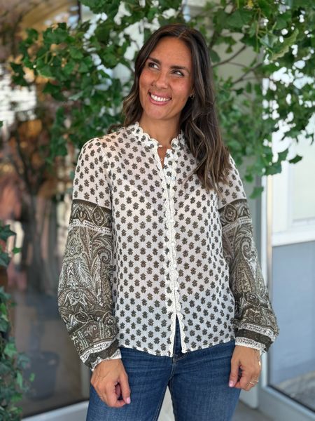 Hovedbilde LYRIDA BLUSE FLOWER - CREAM/OLIVEN