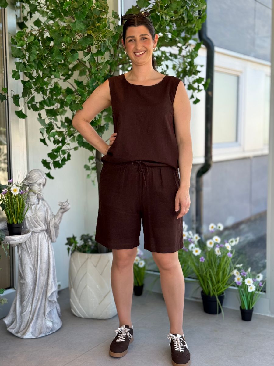 LAVA LIN/VISCOSE TOPP M/KNAPPER BAK - BRUN