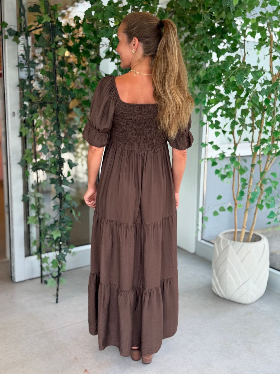 EMILIE SMOCK KJOLE - BRUN