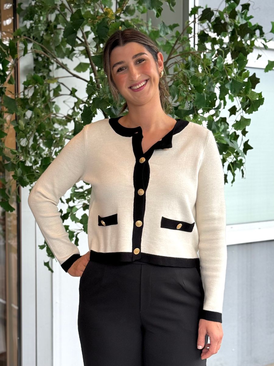 CASSIE JAKKE - CREAM / SORT