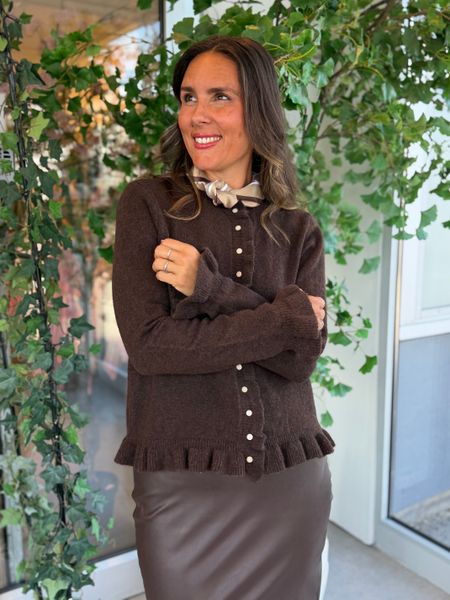 Hovedbilde JACIA CARDIGAN M/FRILL - BRUN MELERT