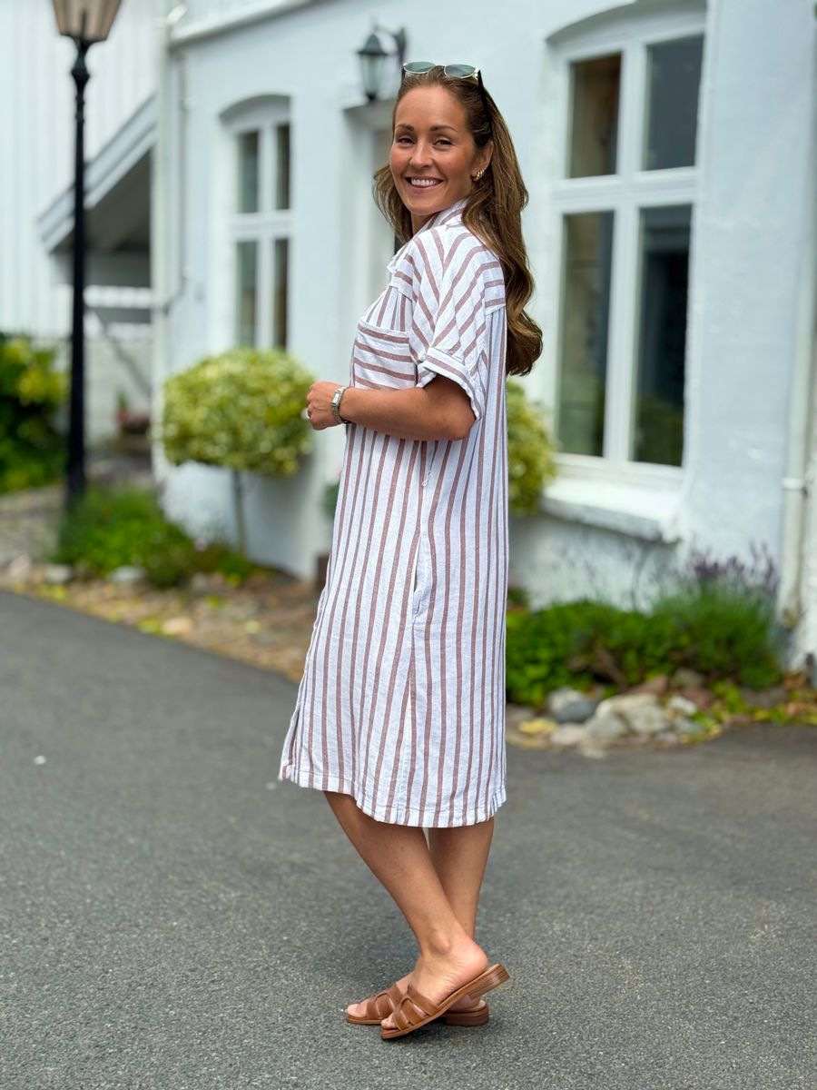 LAVISCO LIN/VISCOSE SKJORTEKJOLE - HVIT / DUSTY COGNAC