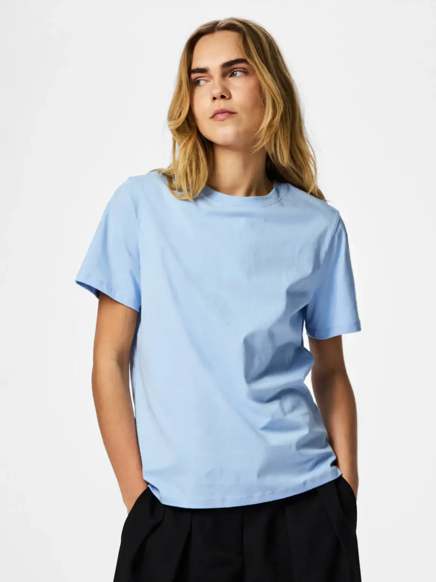 RIA T-SHIRT - LYSBLÅ