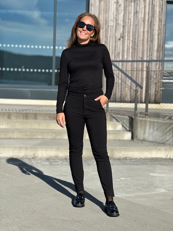 LIANA GENSER POLO - SORT