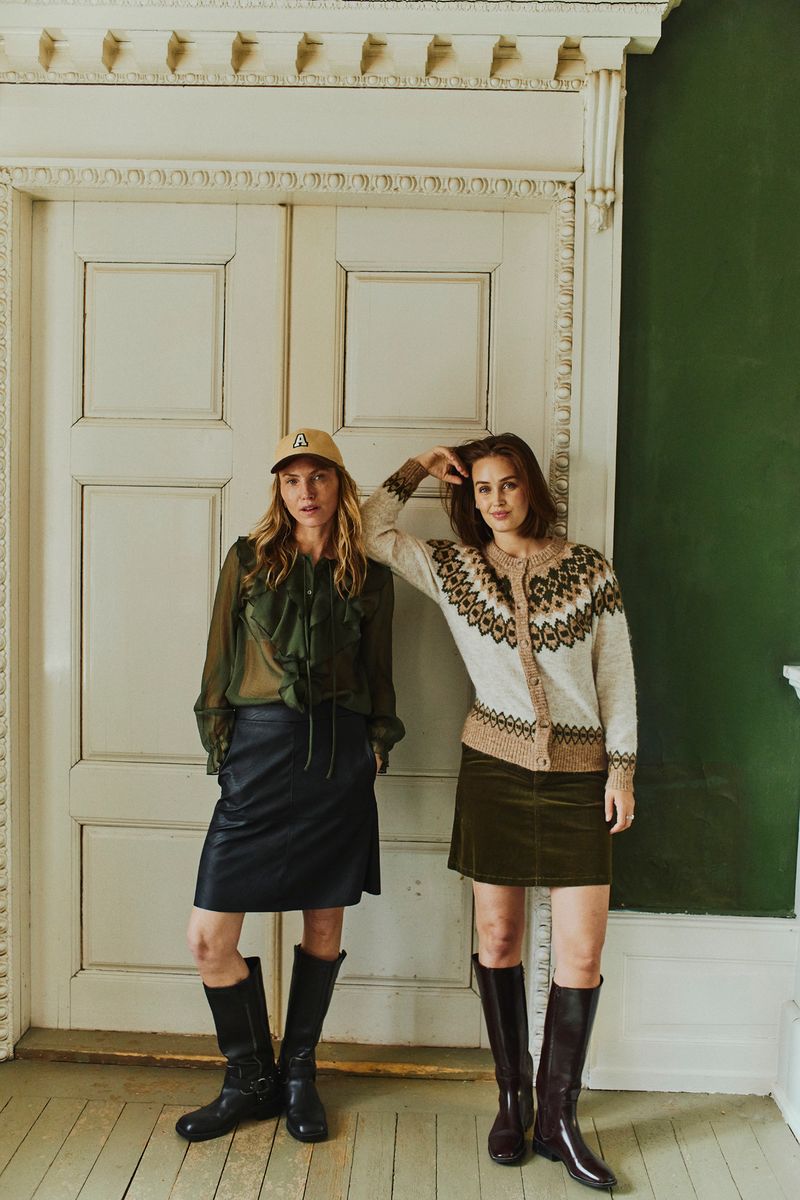 DITTE BLUSE M/RYSJ - OLIVEN