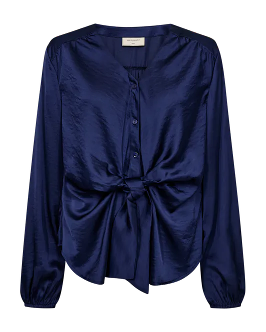 Hovedbilde DOVE SATENG BLUSE - PATRIOT BLUE